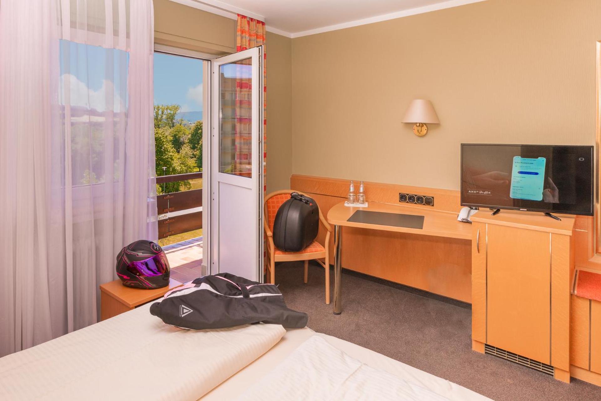 Kishotel Am Kurpark Bad Soden-Salmuenster Exterior photo